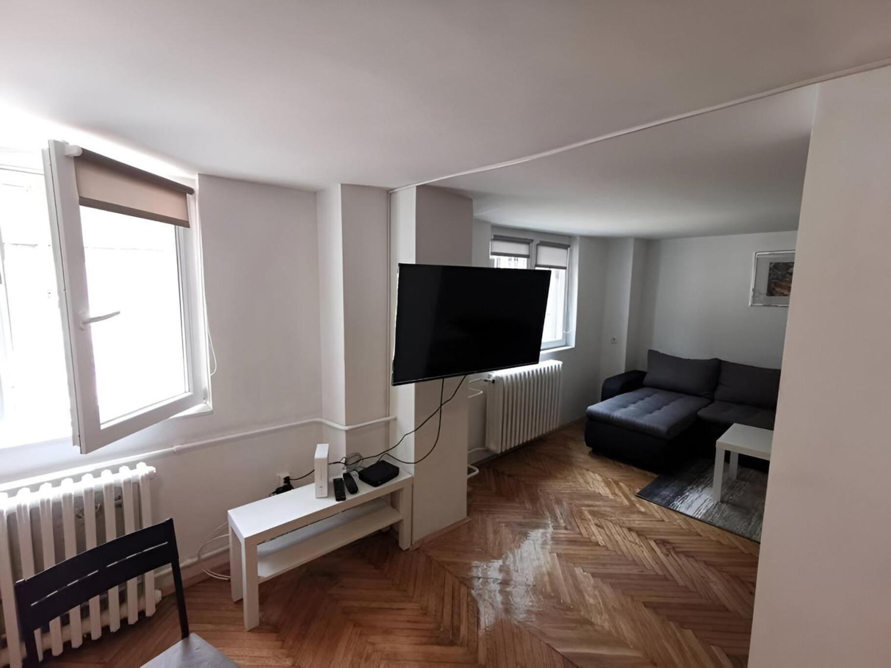 Nov Apartman U Mirnoj Ulici U Centru Beograda Eksteriør billede