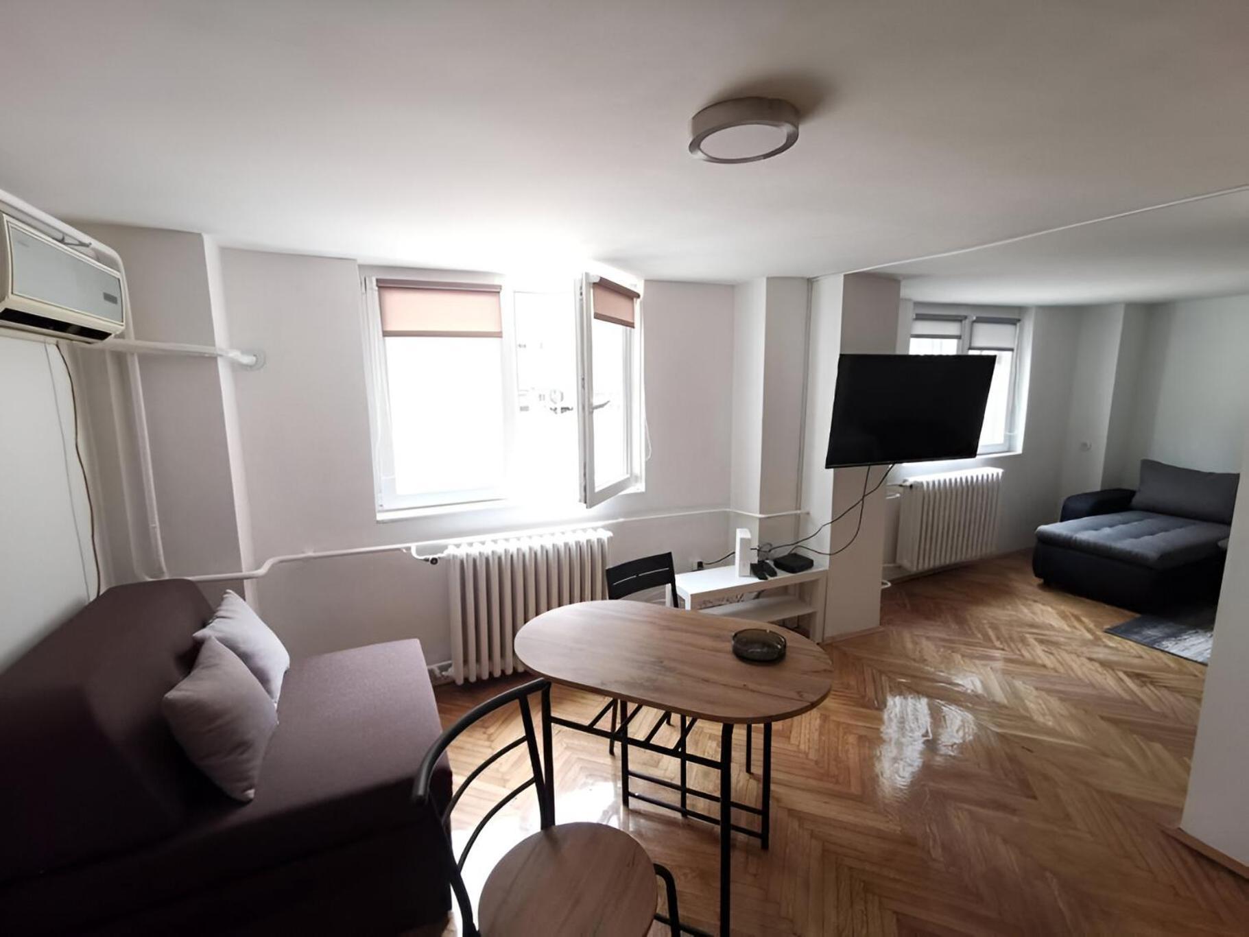 Nov Apartman U Mirnoj Ulici U Centru Beograda Eksteriør billede